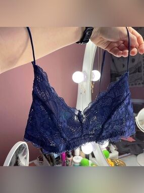 Honeydew Intimates Navy Lace Bralette